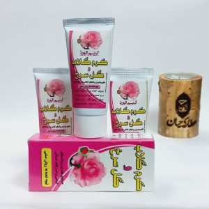 کرم گلاب و گل سرخ